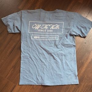 Men’s M Vans off the wall